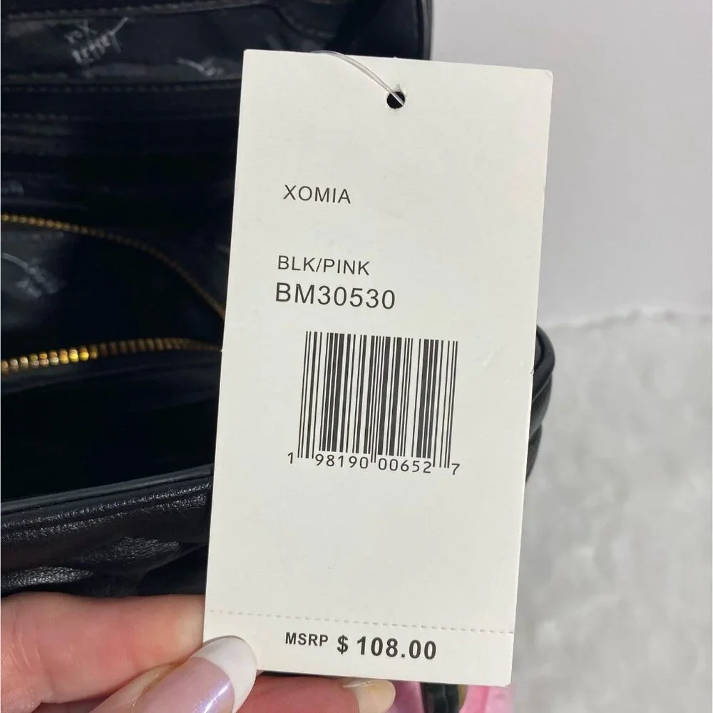 Betsey Johnson Black Heart Quilted Satchel Handbag Purse With Pink Bear Charm - Picture 12 of 12